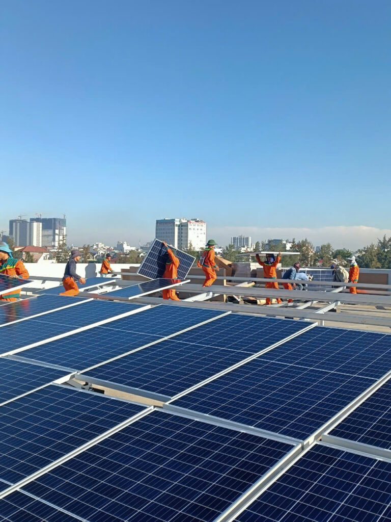 Đèn năng lượng mặt trời - Giải pháp chiếu sáng tiện ích công cộng hiệu quả và bền vững 19 den nang luong mat troi giai phap chieu sang tien ich cong cong hieu qua va ben vung 680a108f2d8da
